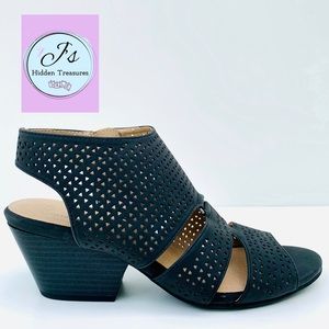 Naturalizer SOUL DEZ Black Women’s Sandal Sz 7